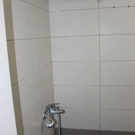 Amazing Studio Next To Center 10 Minutes Walk No1 * 테살로니키